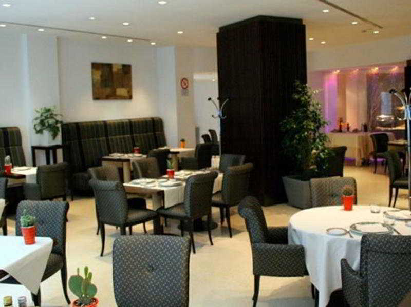 Hotel Nh 4*